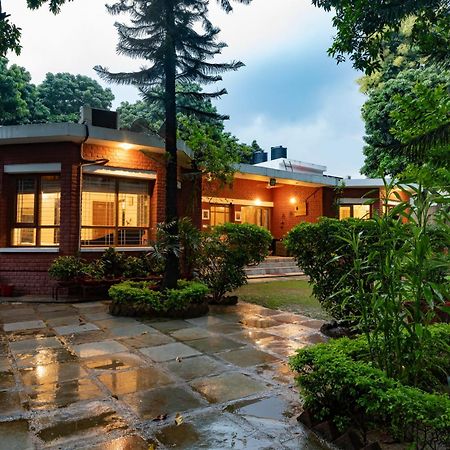 Saffronstays Doon Garden Villa - Near Doon School And Mall Road Dehradun Extérieur photo