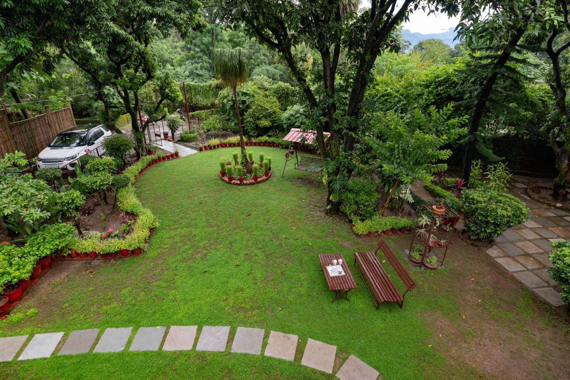Saffronstays Doon Garden Villa - Near Doon School And Mall Road Dehradun Extérieur photo
